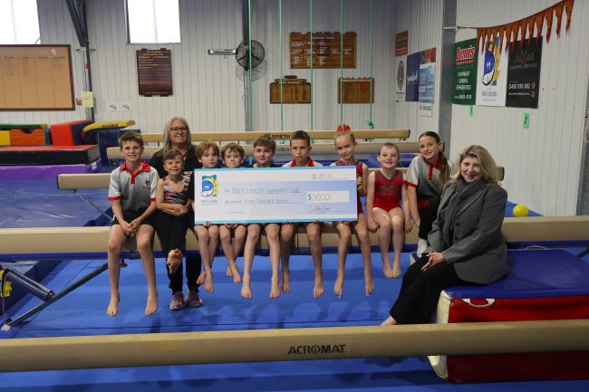 Picture: Mayor Diana presenting a grant cheque to the Port Lincoln Gymnastics Club members