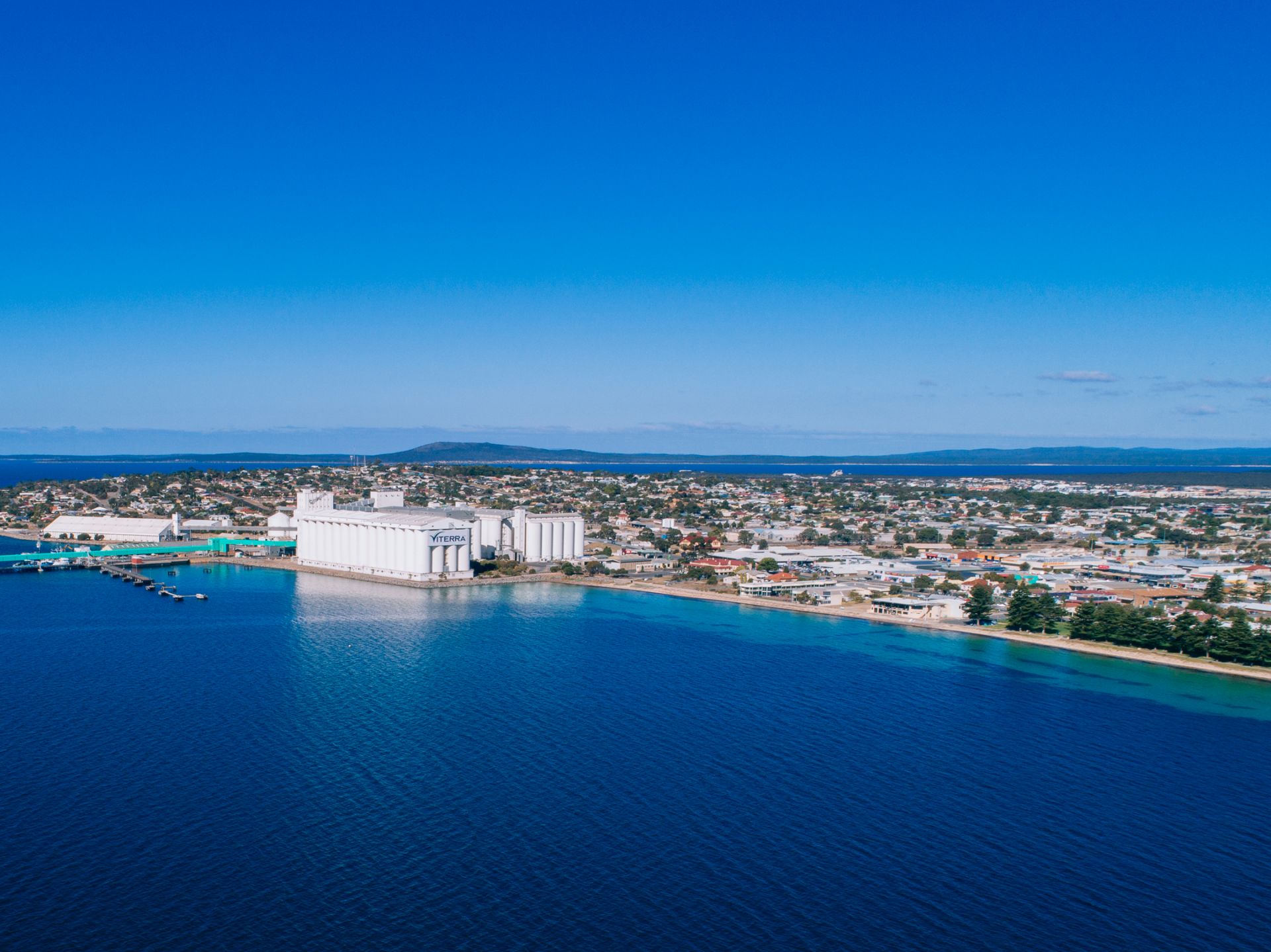 Banner - City of Port Lincoln Silos view
